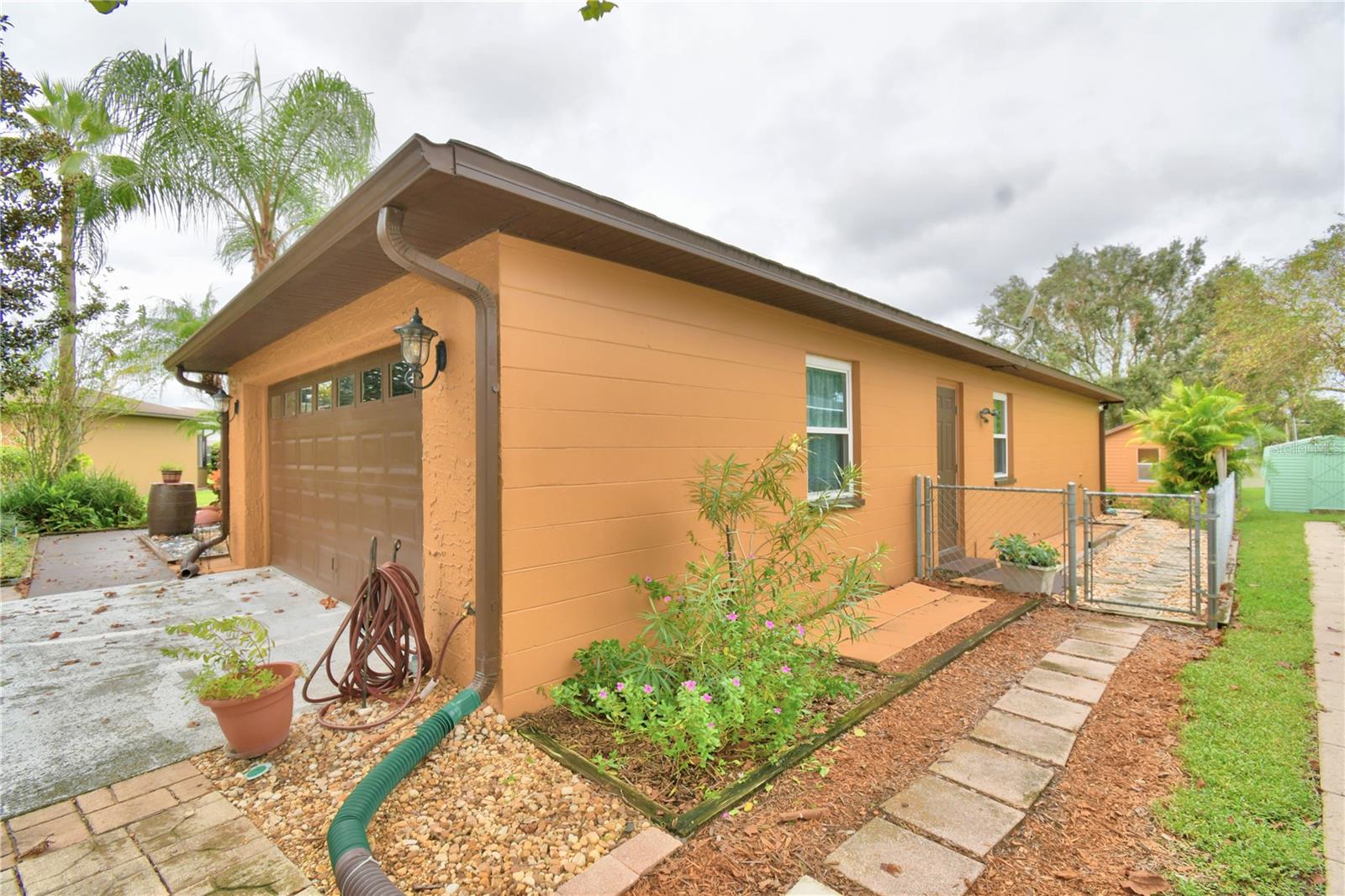 Image 61 of 84 For 3142 Valley High Drive