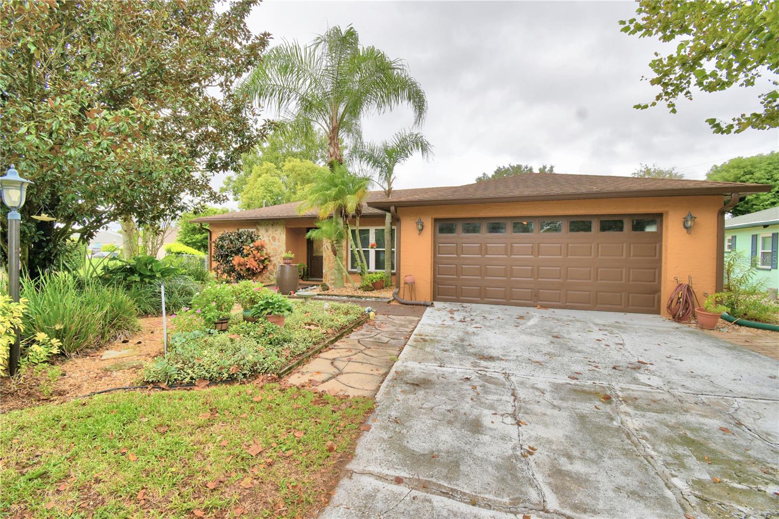 Image 76 of 84 For 3142 Valley High Drive