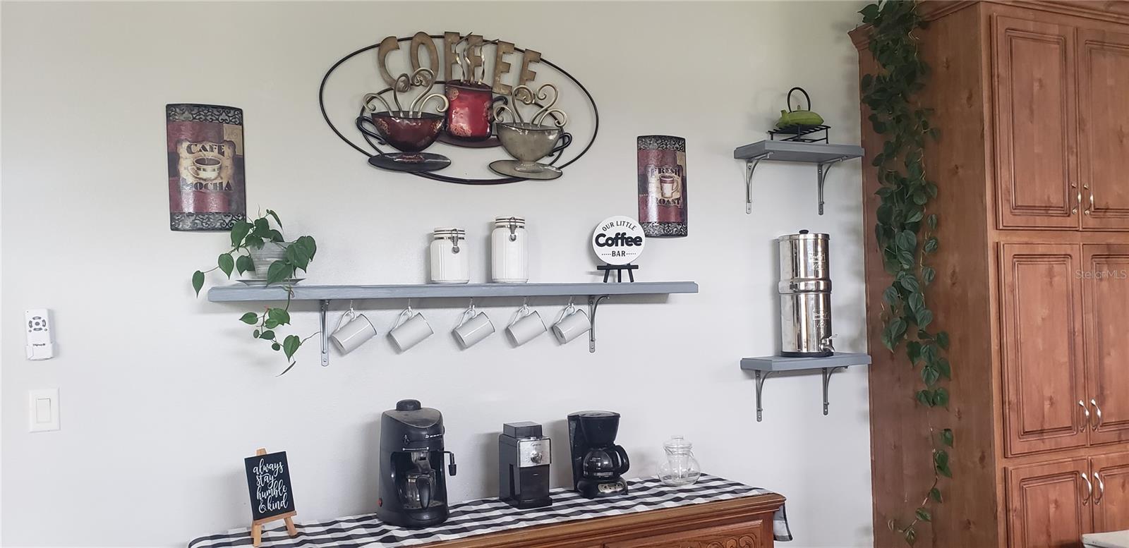 Image 11 of 37 For 831 Bunn Drive