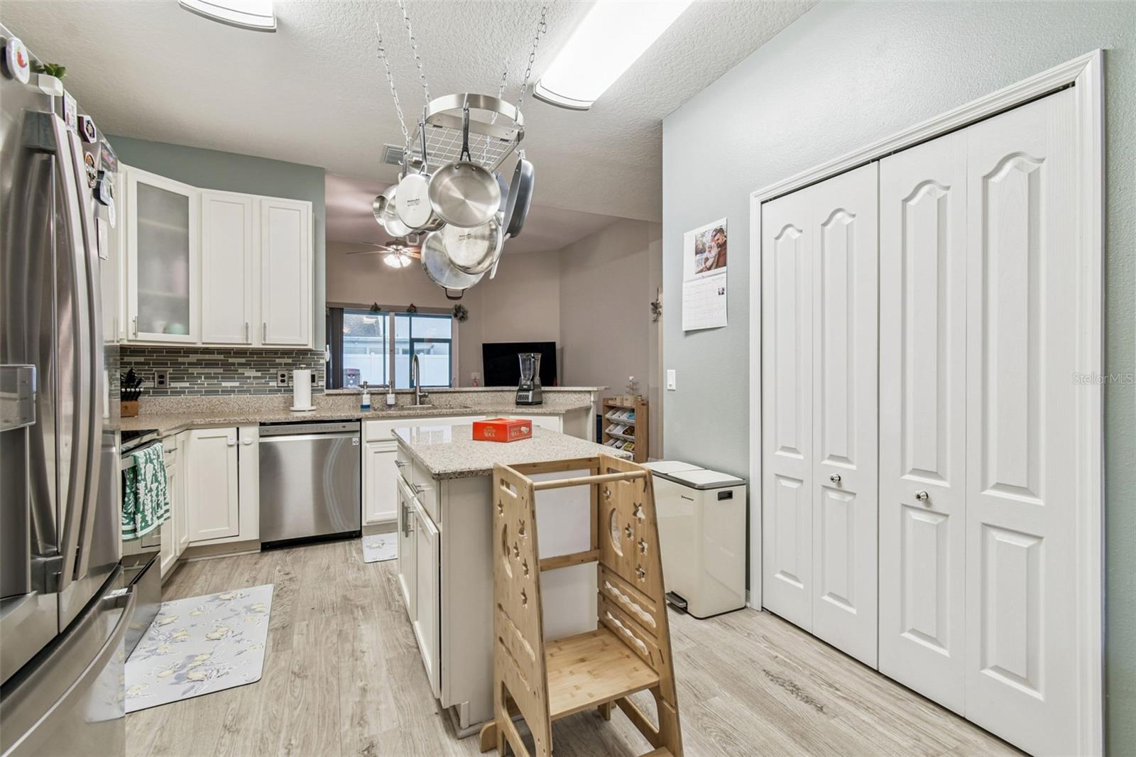 Image 10 of 34 For 5911 Plummer Slade Court