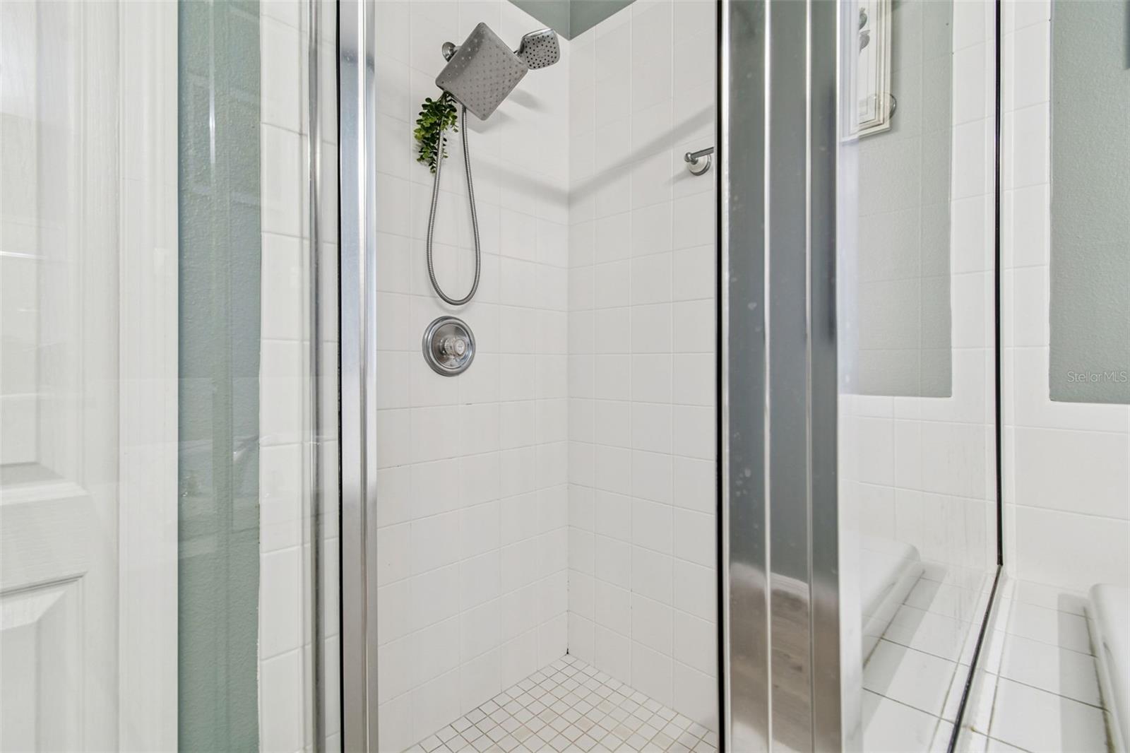 Image 17 of 34 For 5911 Plummer Slade Court