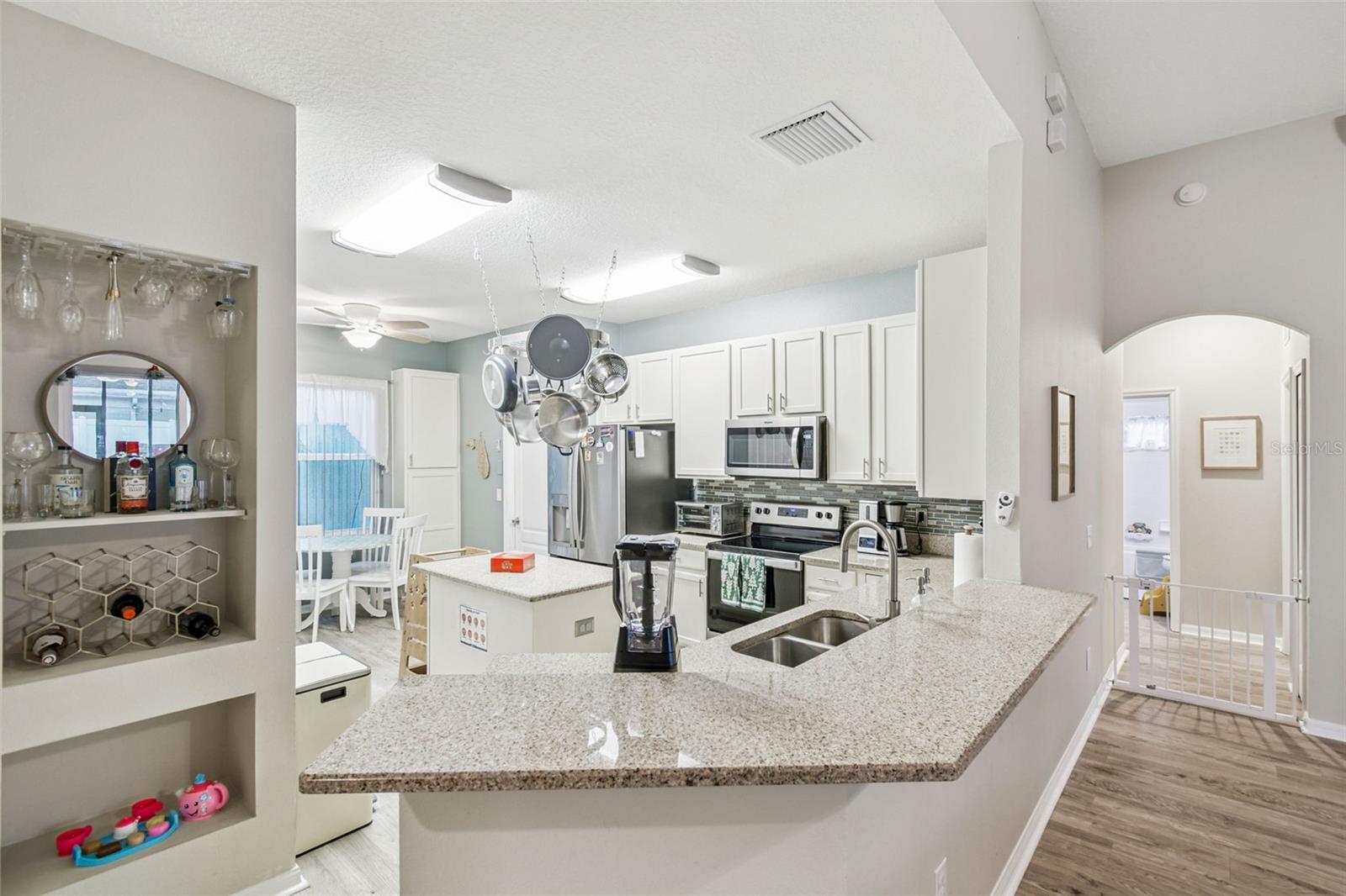 Image 9 of 34 For 5911 Plummer Slade Court