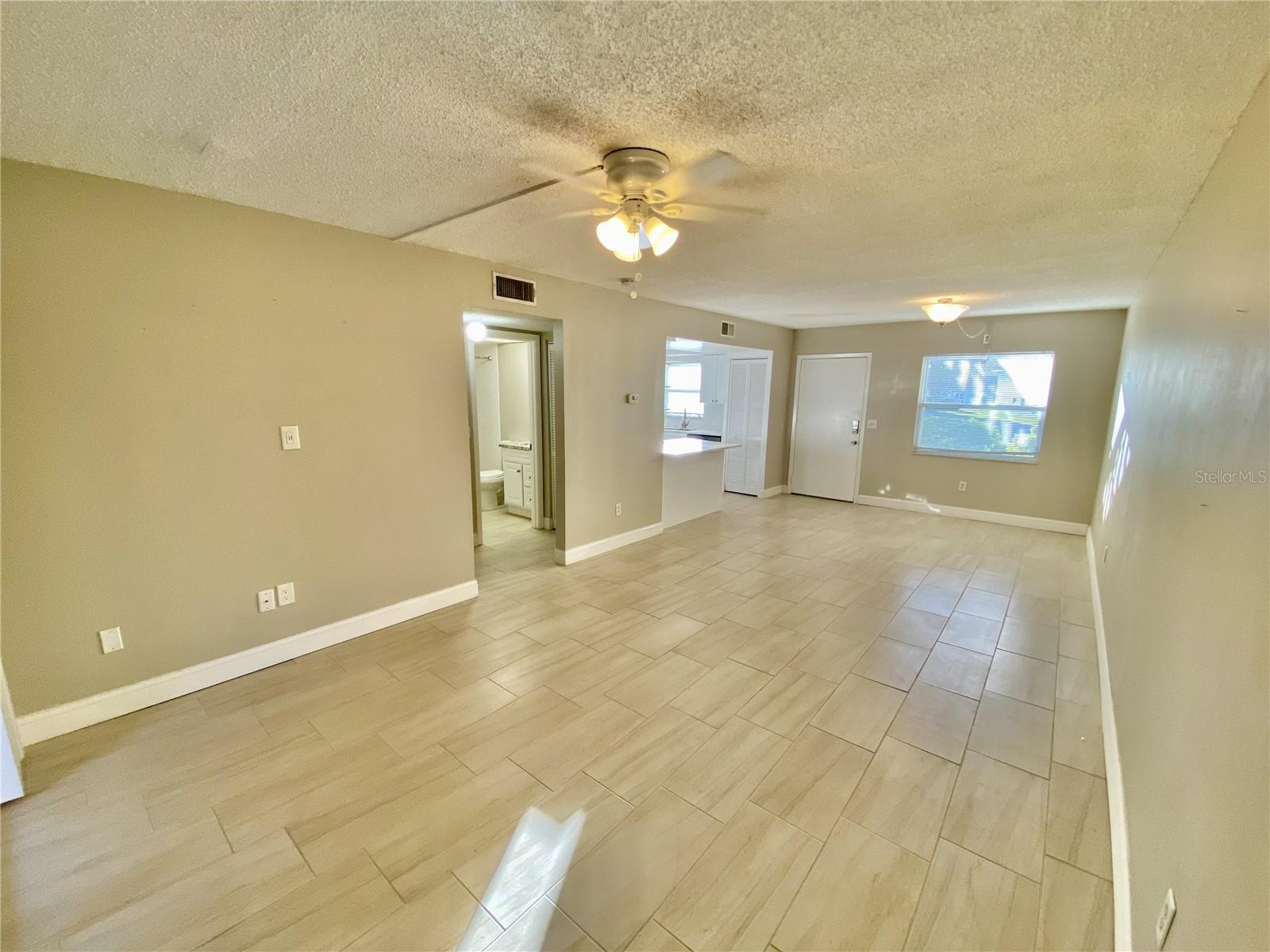 Image 3 of 6 For 1250 Pinellas Avenue 403