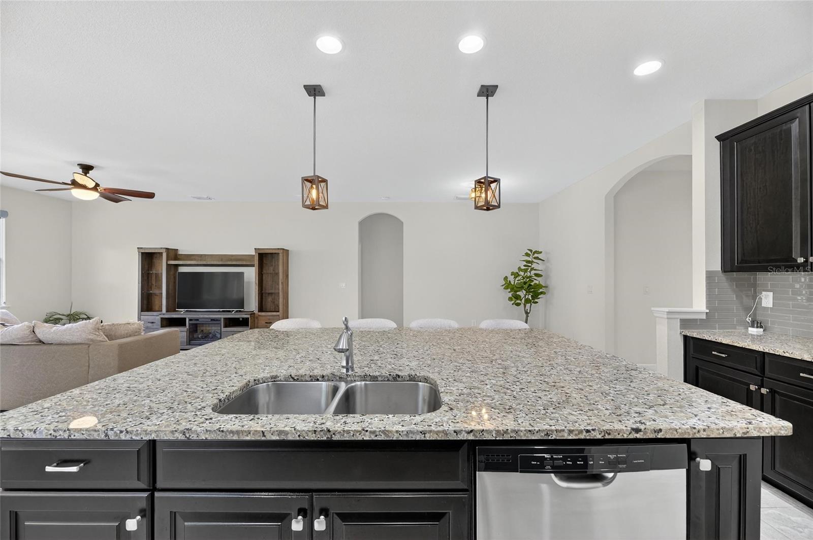 Image 37 of 74 For 5048 Inshore Landing Drive