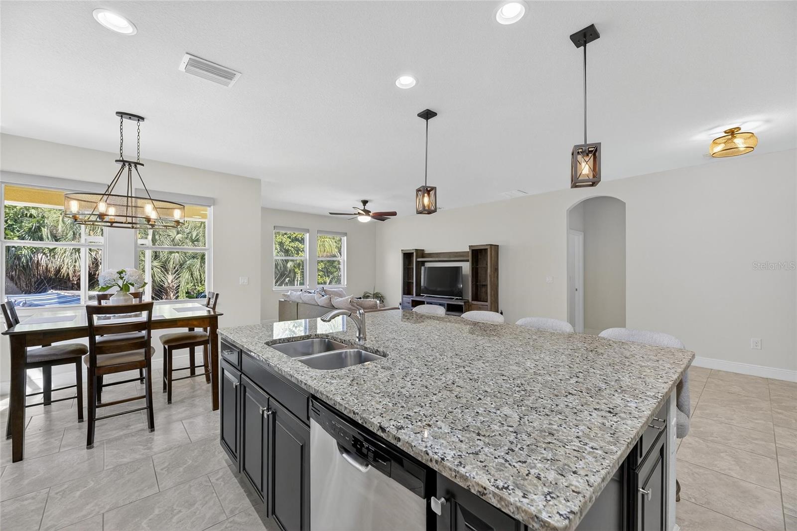 Image 38 of 74 For 5048 Inshore Landing Drive