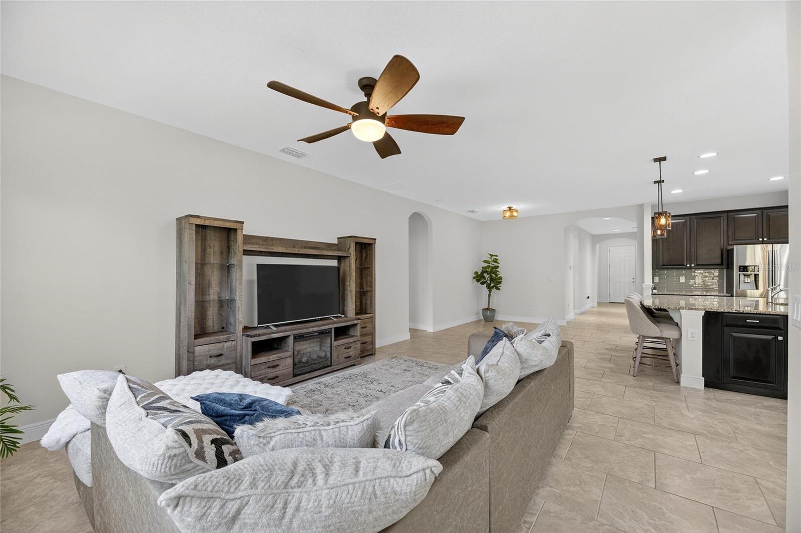 Image 43 of 74 For 5048 Inshore Landing Drive