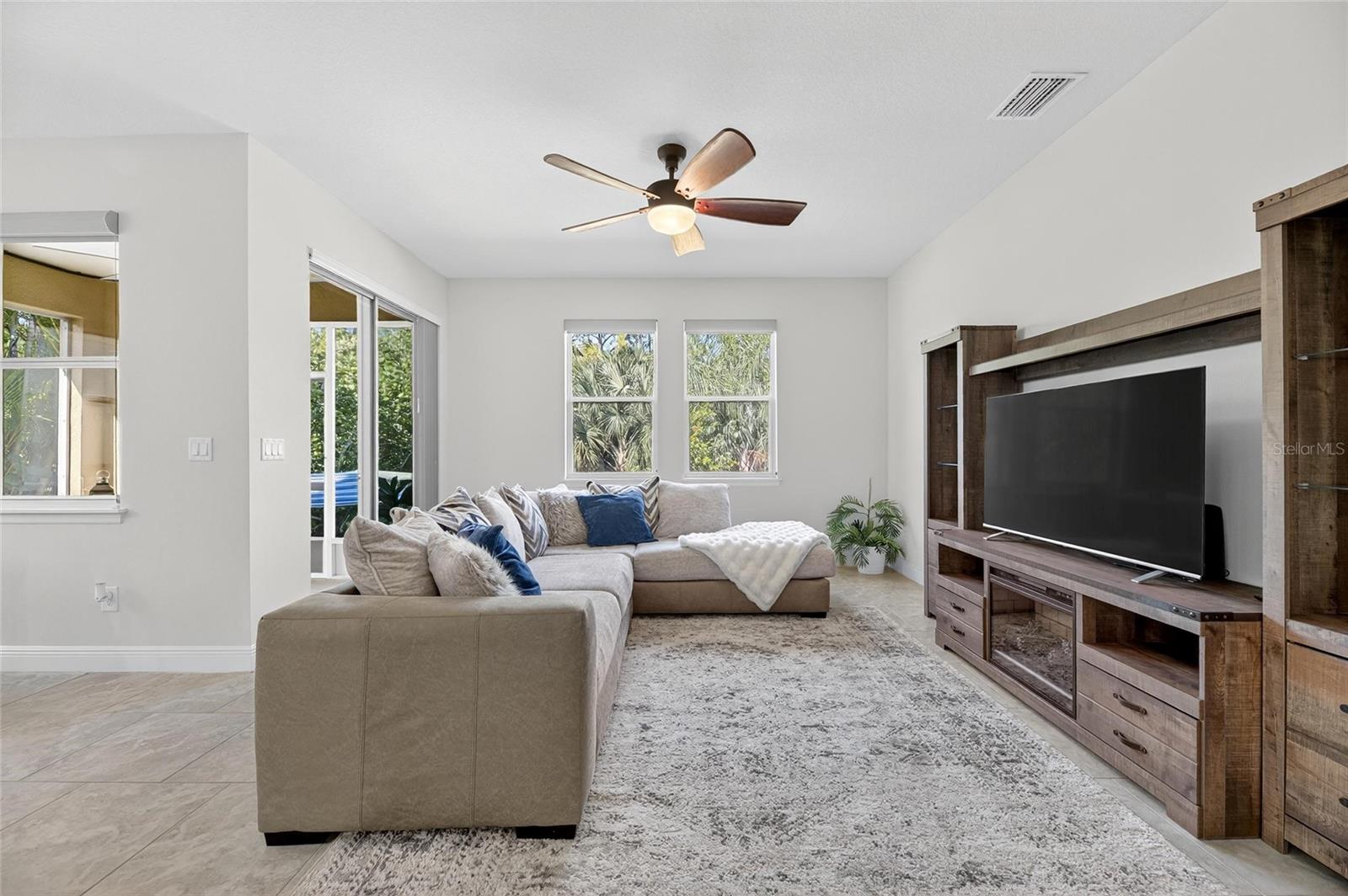 Image 45 of 74 For 5048 Inshore Landing Drive