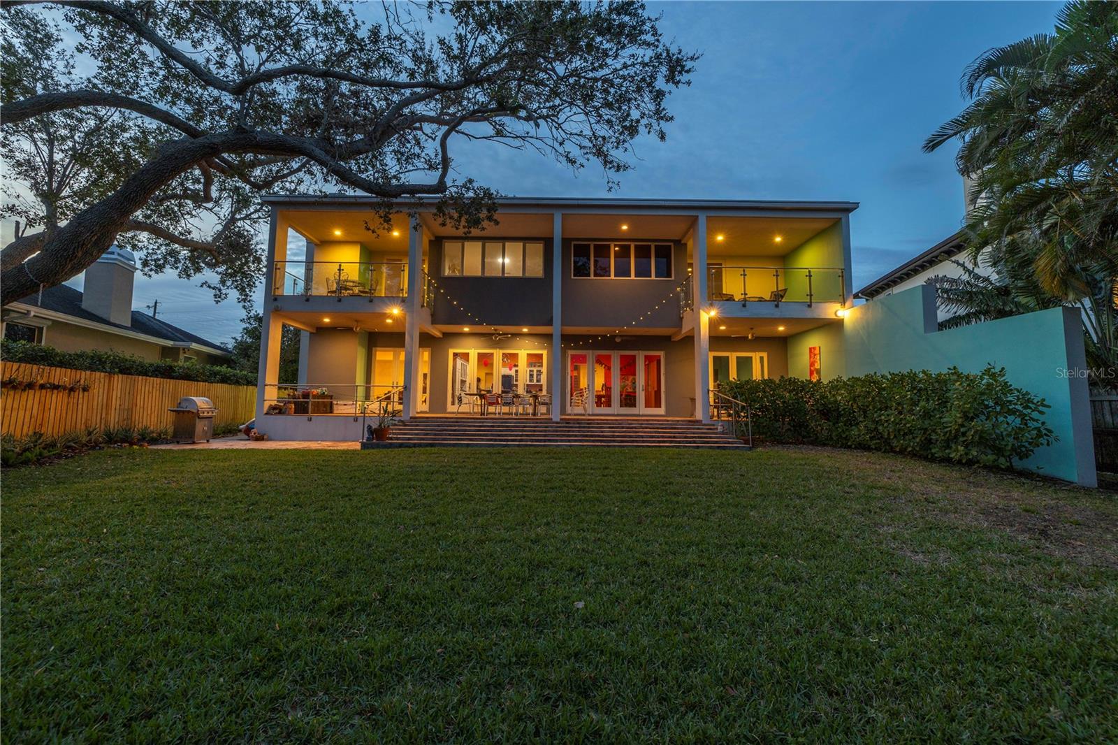 Listing photo id 8 for 838 Monterey Boulevard Ne