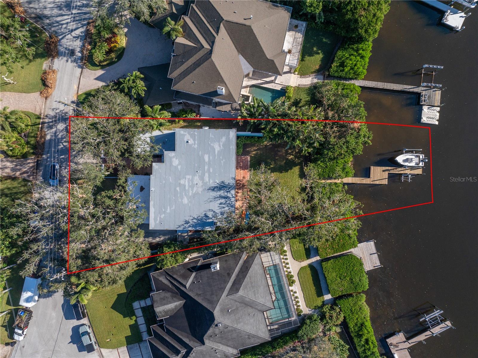 Listing photo id 0 for 838 Monterey Boulevard Ne