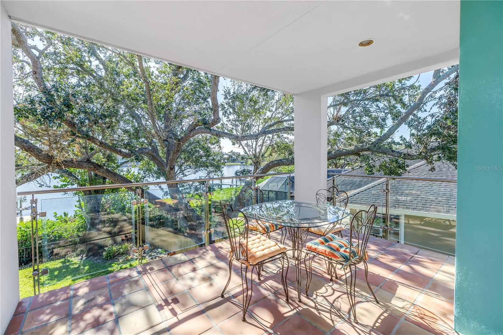 Listing photo id 31 for 838 Monterey Boulevard Ne