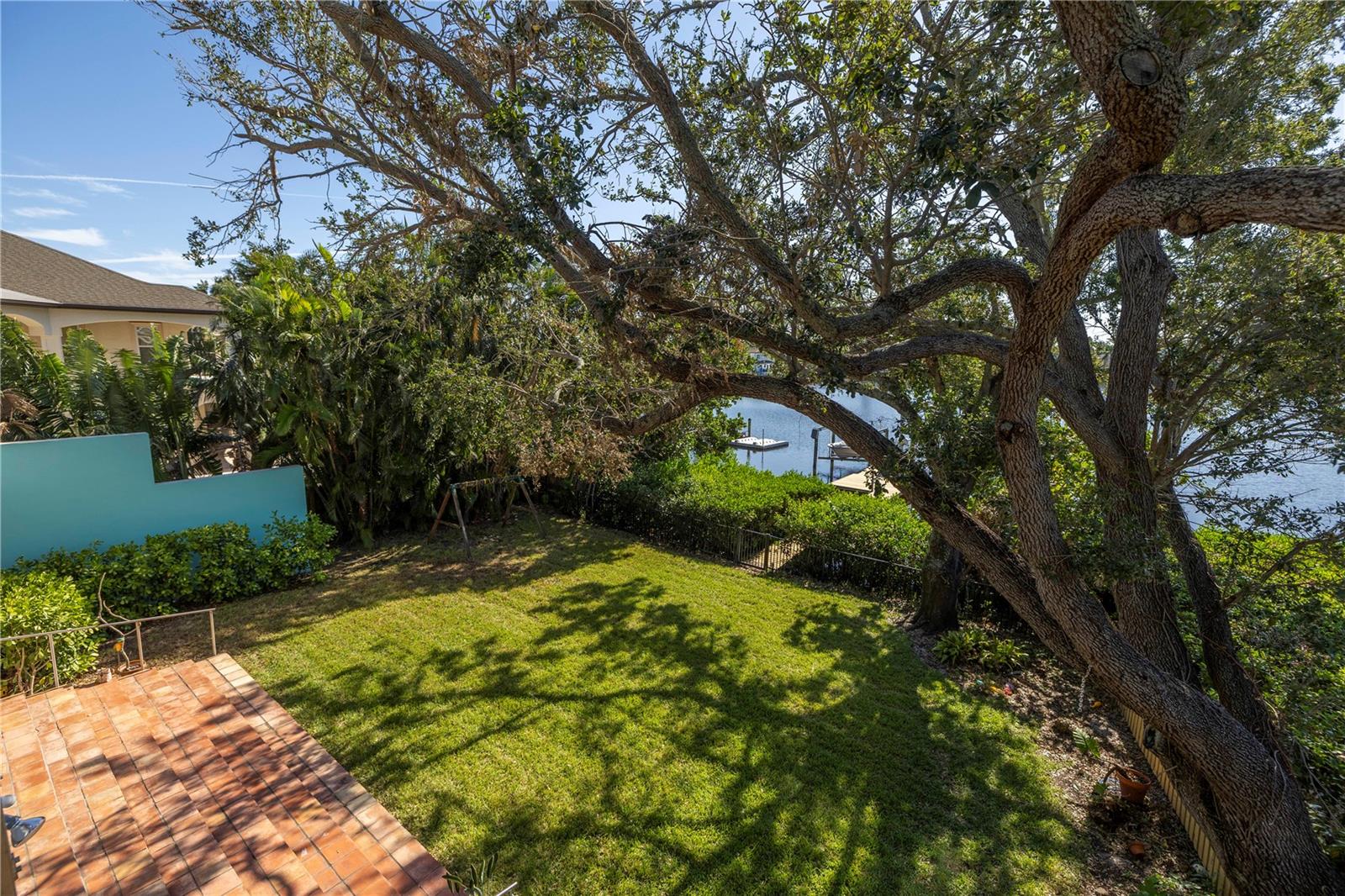 Listing photo id 33 for 838 Monterey Boulevard Ne