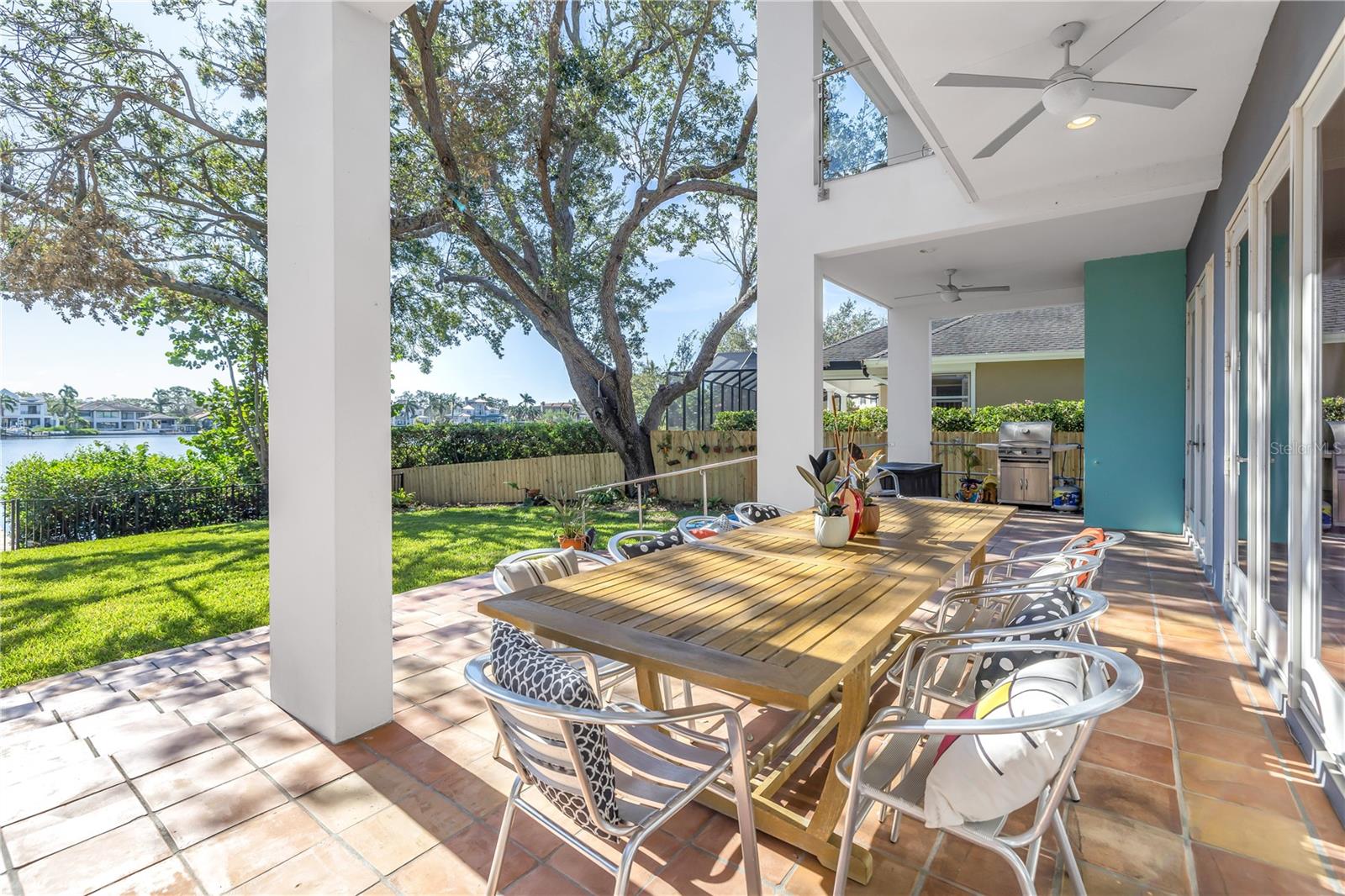 Listing photo id 37 for 838 Monterey Boulevard Ne