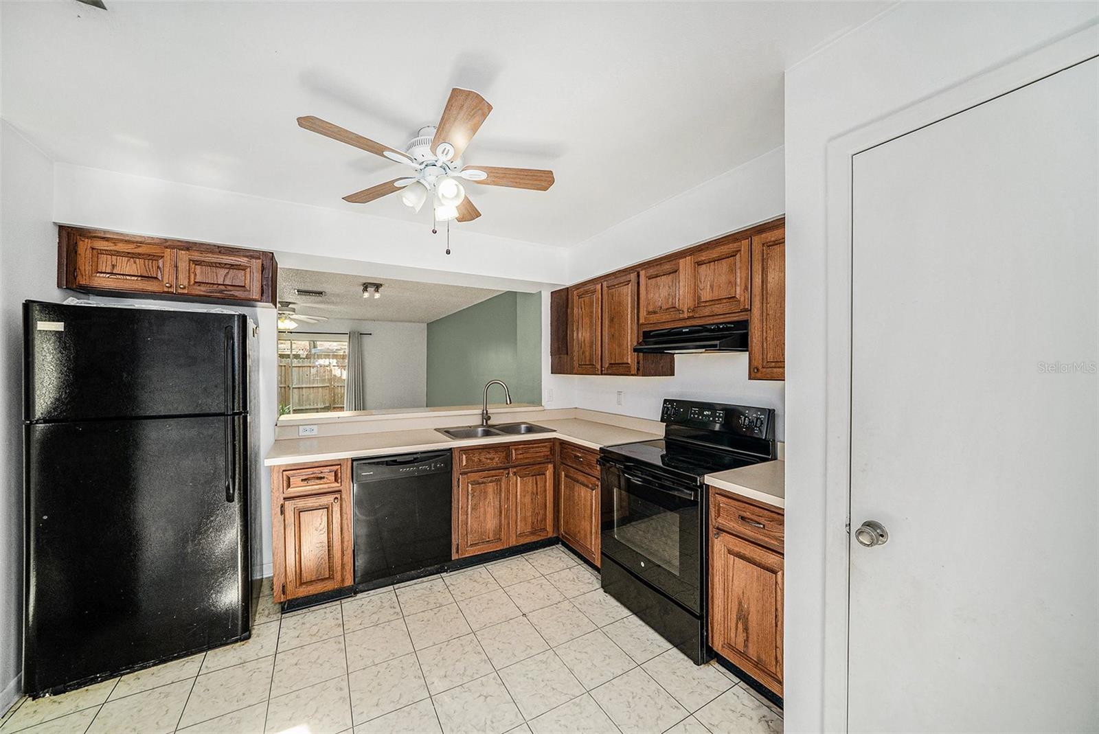 Image 4 of 16 For 13960 Fletchers Mill Drive