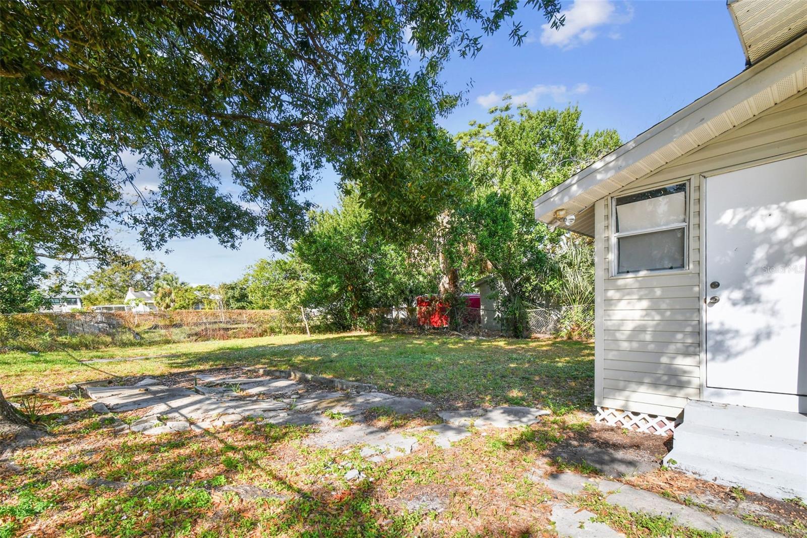 Image 23 of 26 For 1808 Tampania Avenue