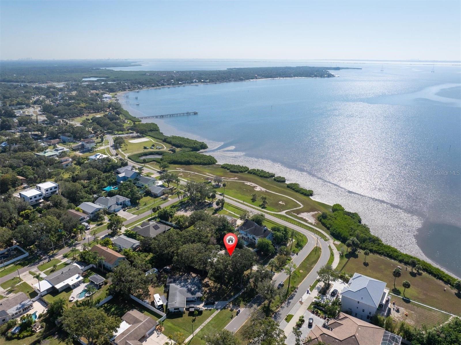 Image 2 of 58 For 513 Oakwood Boulevard