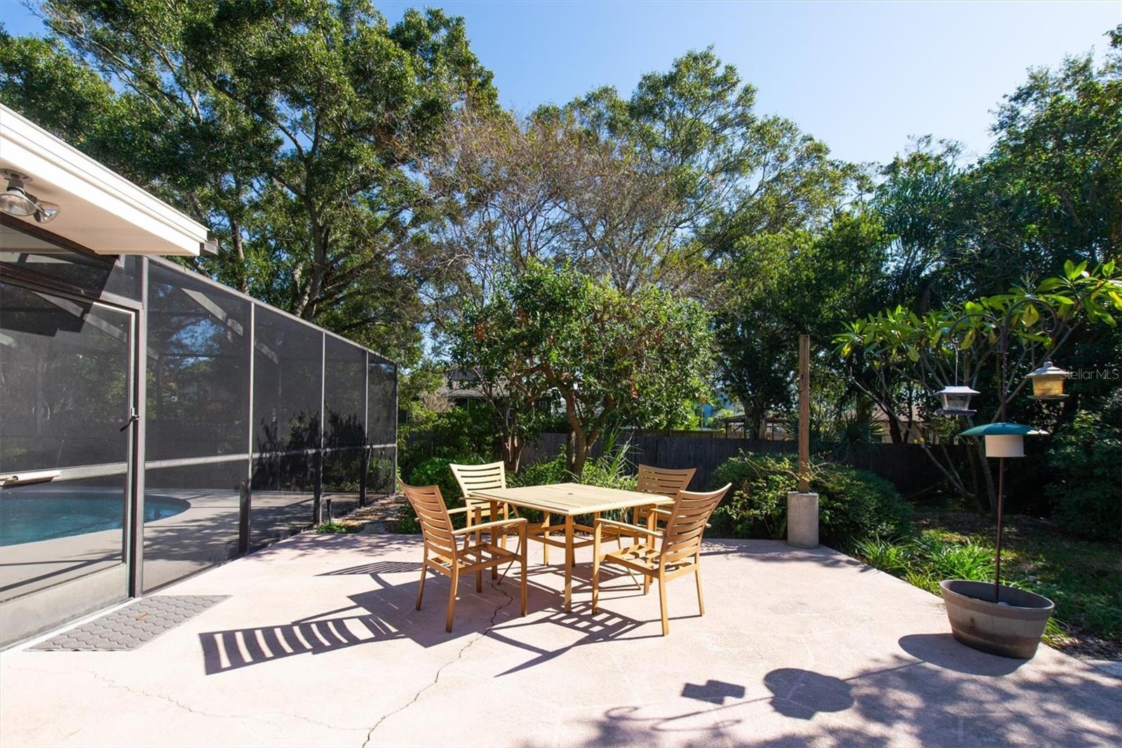 Image 40 of 58 For 513 Oakwood Boulevard