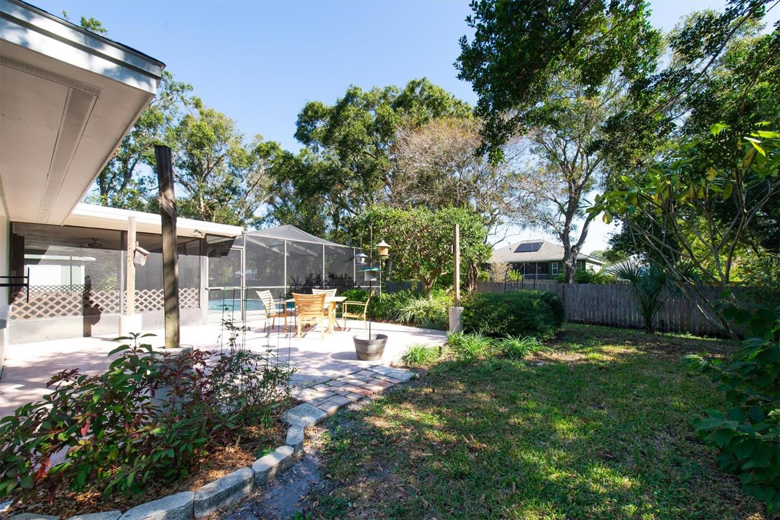 Image 43 of 58 For 513 Oakwood Boulevard