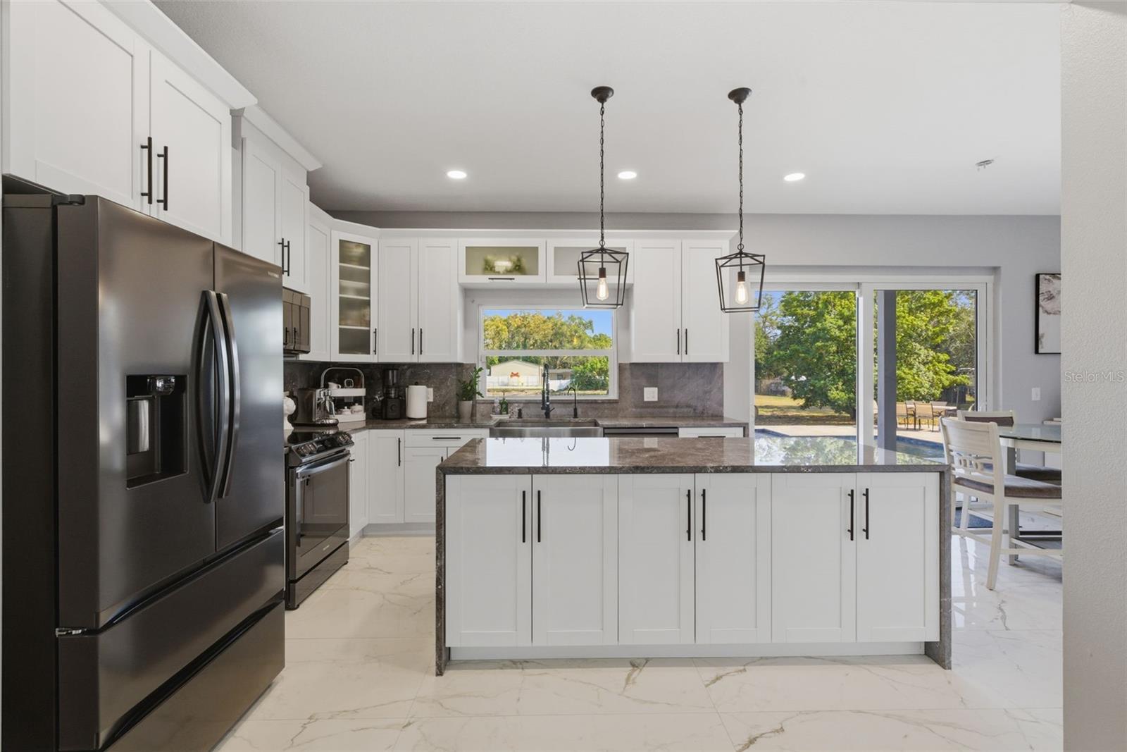 Image 18 of 79 For 9741 Wilsky Boulevard