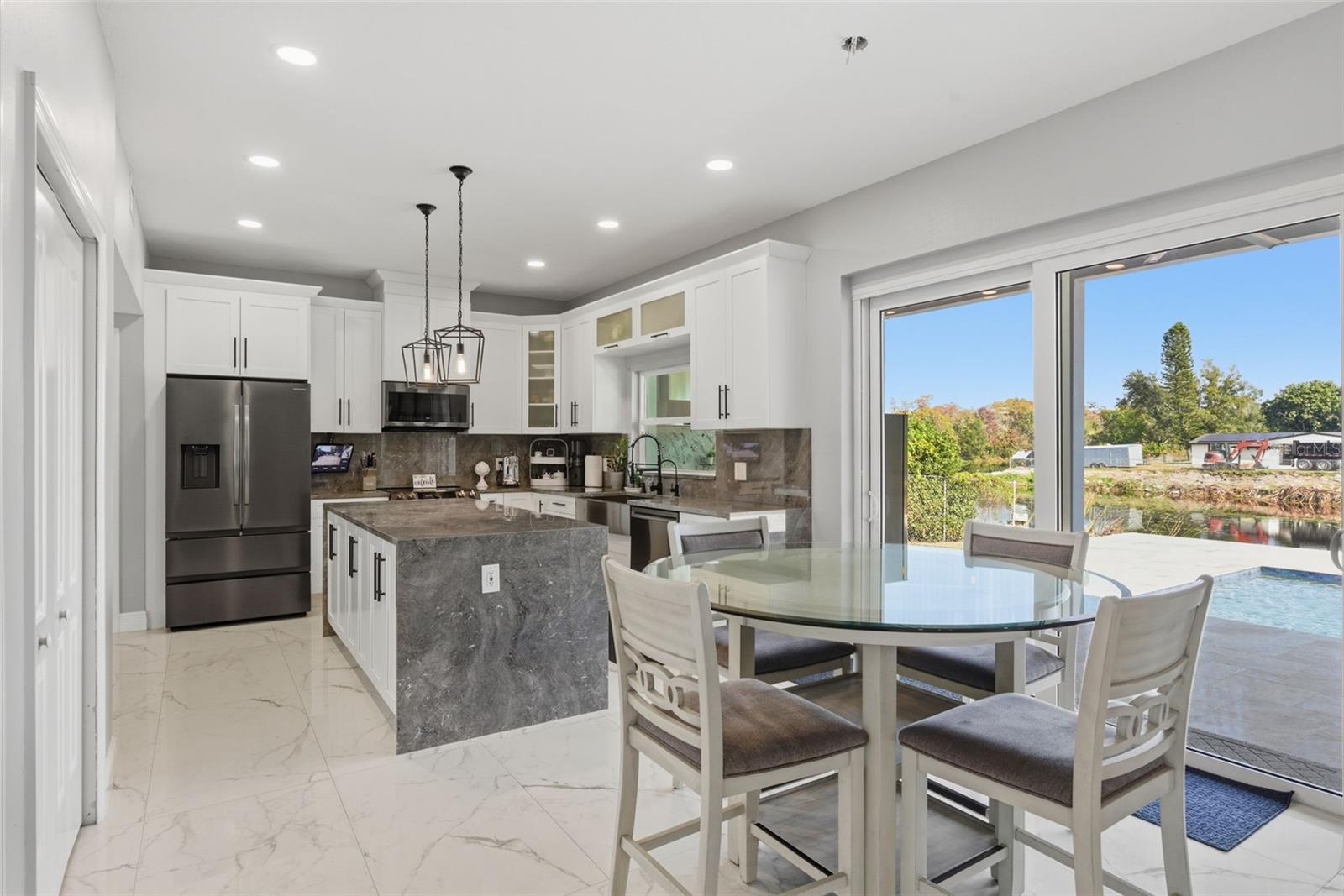 Image 22 of 79 For 9741 Wilsky Boulevard