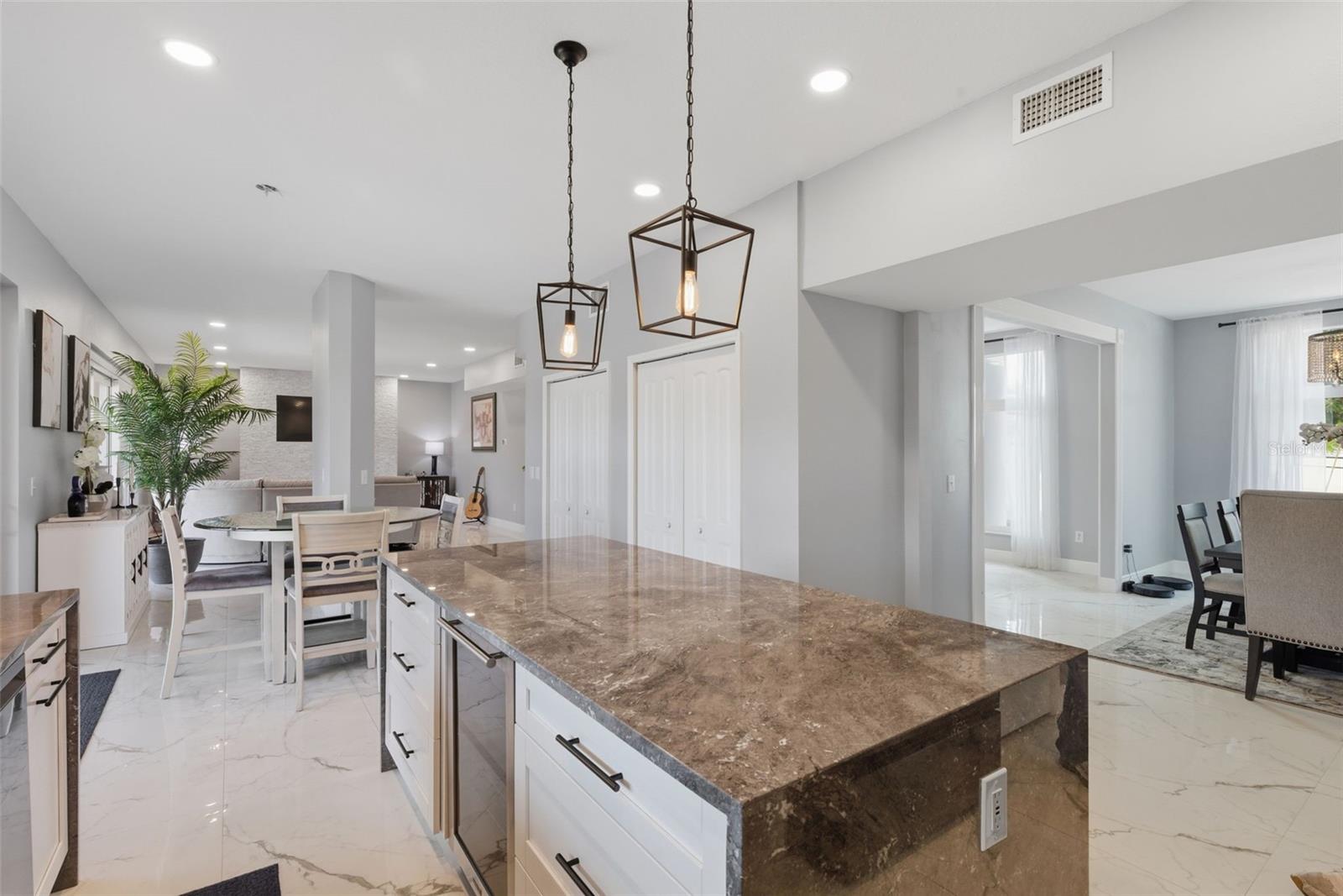 Image 31 of 79 For 9741 Wilsky Boulevard