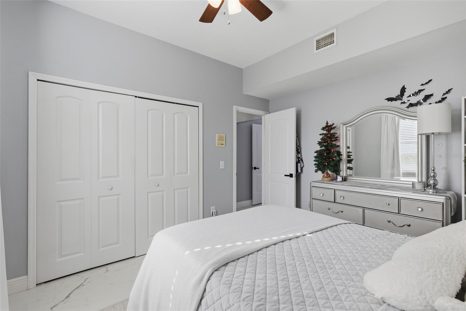 Image 33 of 79 For 9741 Wilsky Boulevard