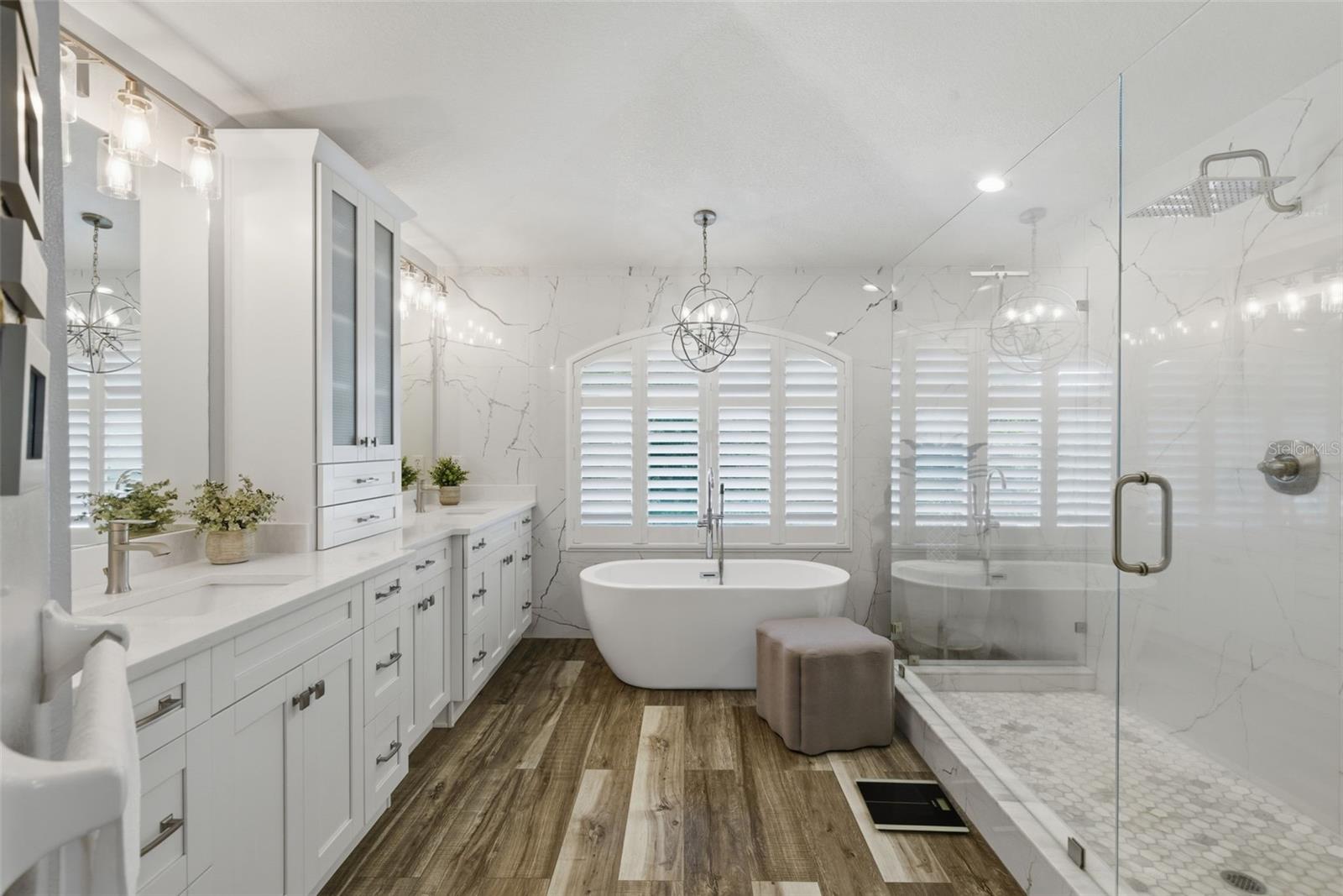 Image 42 of 79 For 9741 Wilsky Boulevard