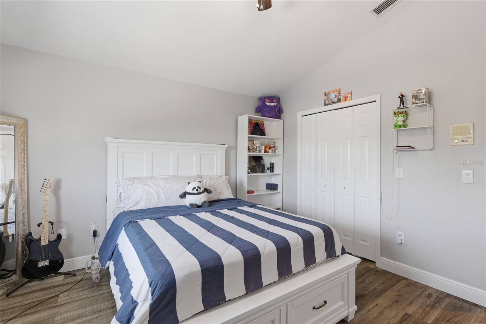 Image 48 of 79 For 9741 Wilsky Boulevard