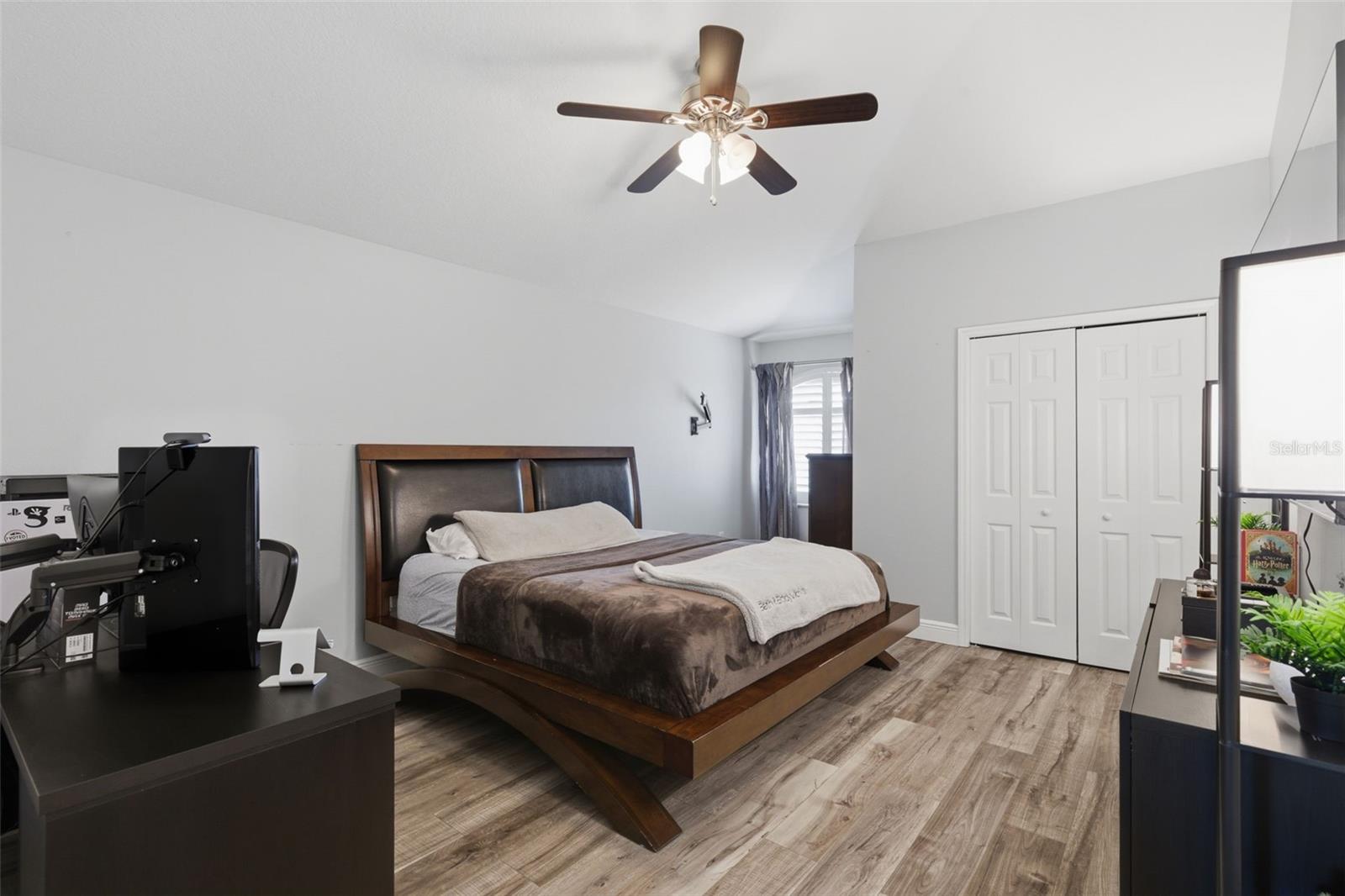 Image 50 of 79 For 9741 Wilsky Boulevard