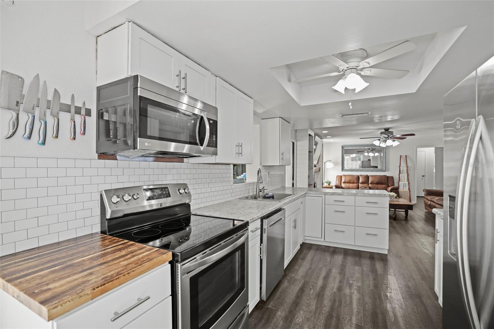 Image 11 of 36 For 2181 Viola Drive