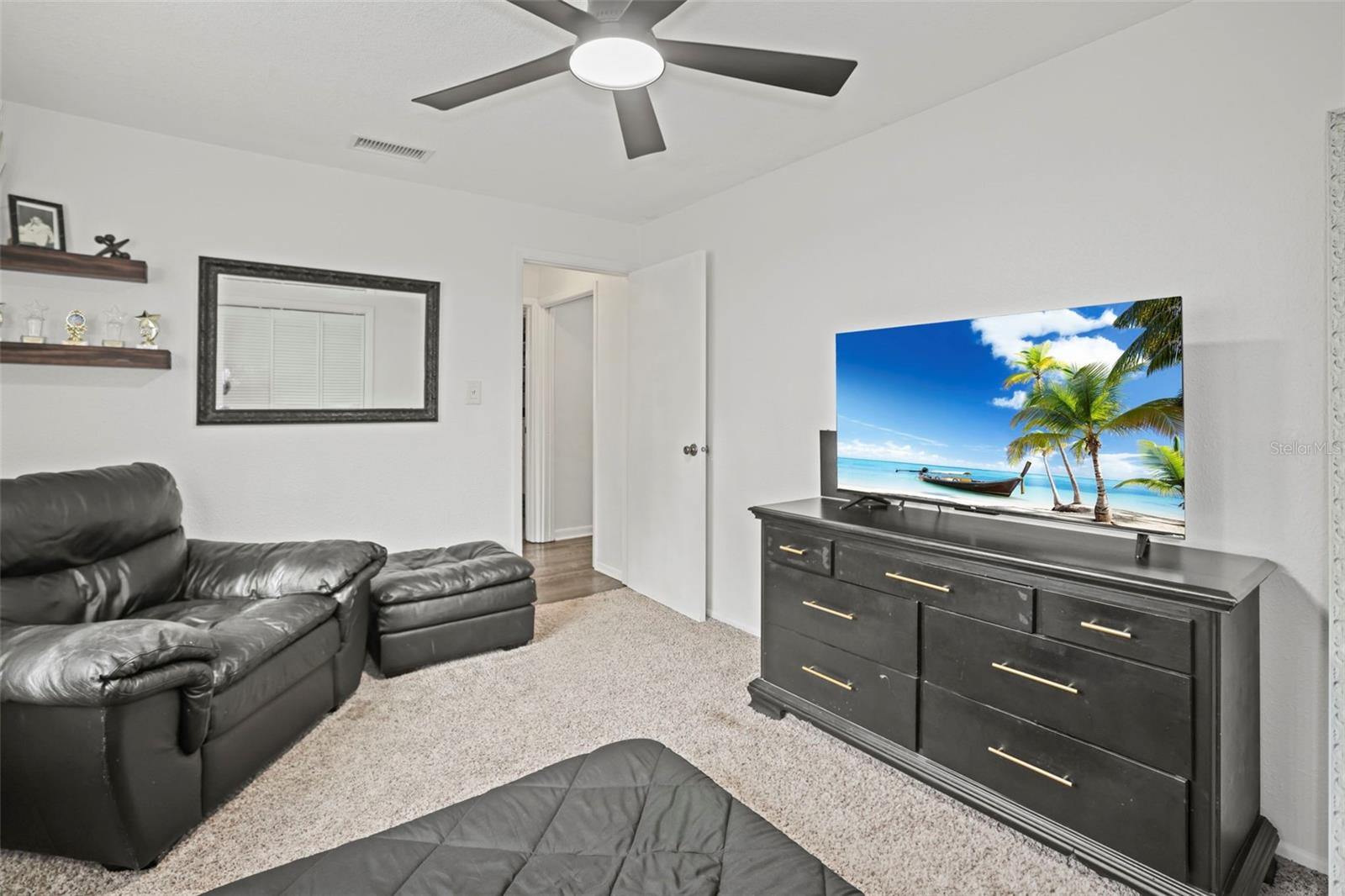 Image 22 of 36 For 2181 Viola Drive