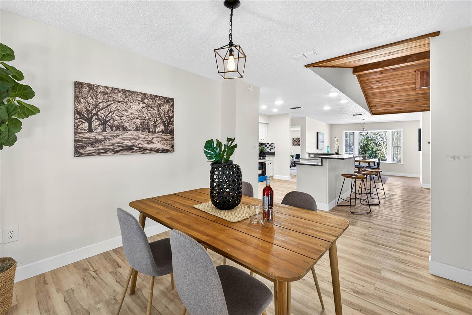 Image 11 of 43 For 14252 Trinity Road