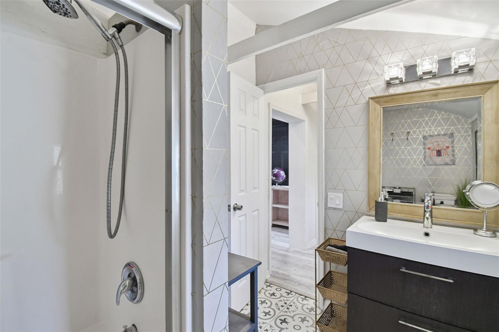 Image 43 of 56 For 3319 Paul Avenue