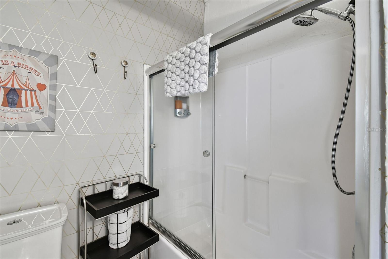 Image 44 of 56 For 3319 Paul Avenue