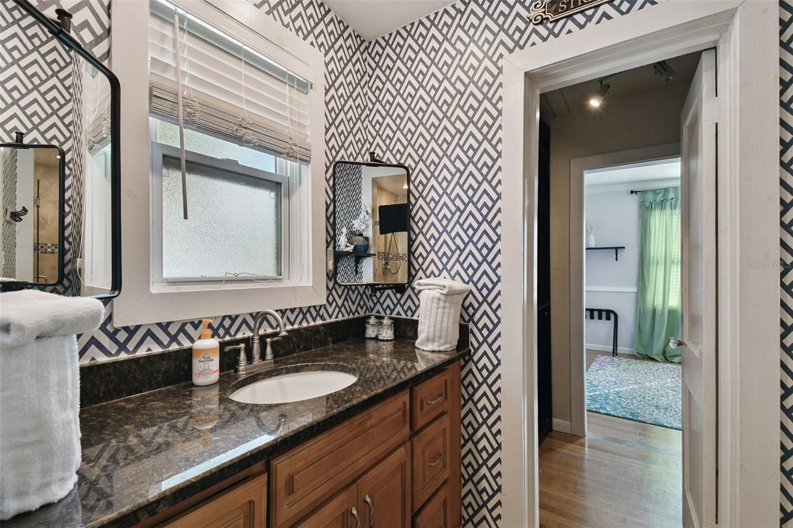 Image 9 of 56 For 3319 Paul Avenue