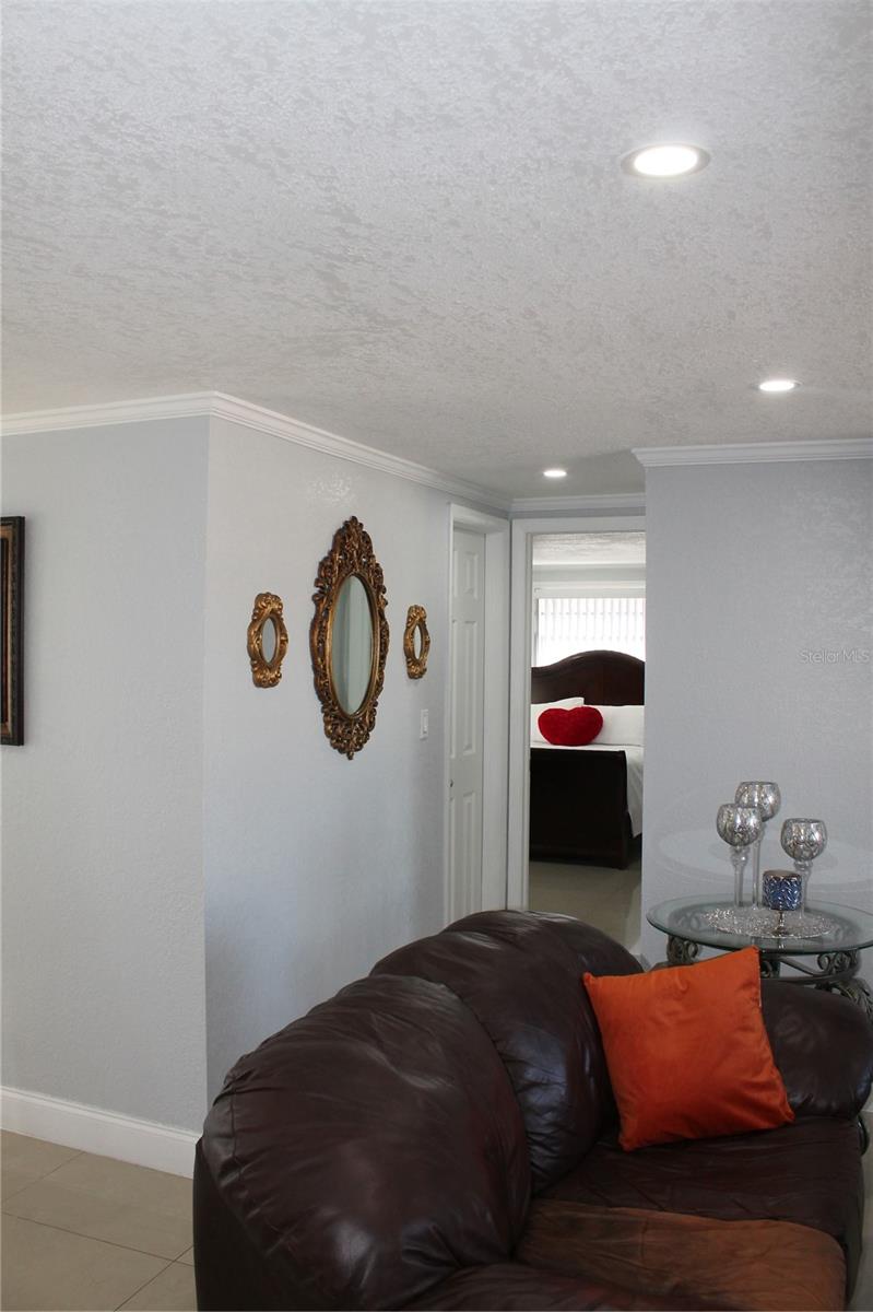 Listing photo id 7 for 9006 Lunar Lane