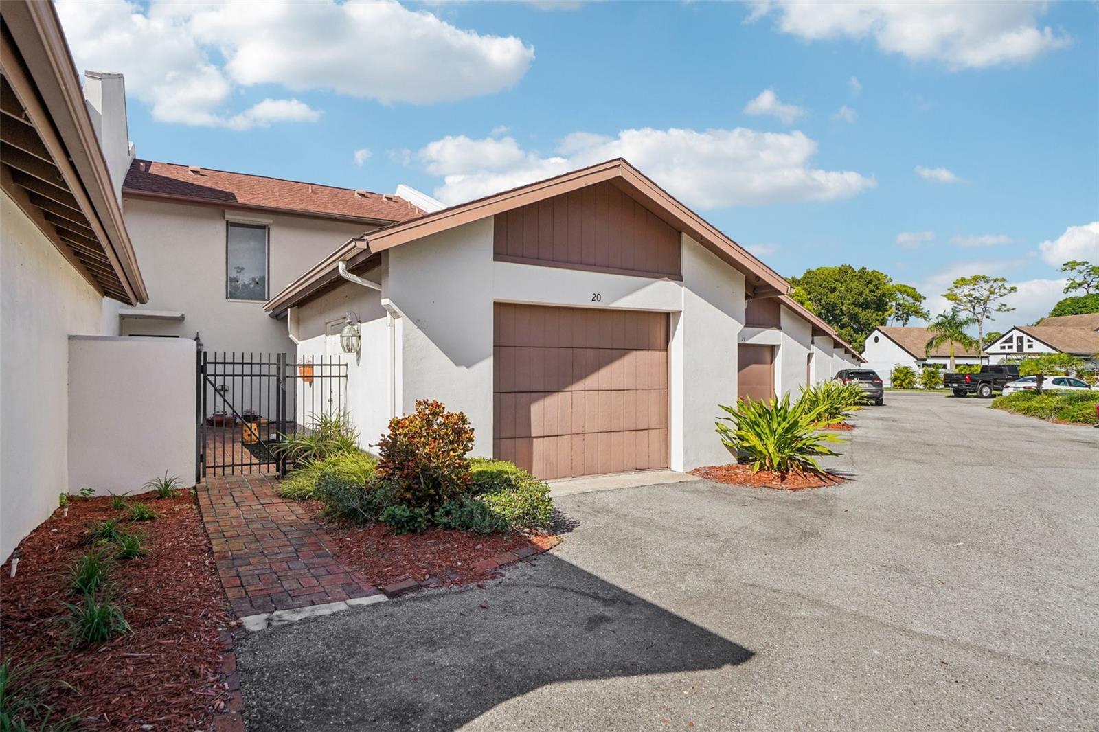 Image 10 of 41 For 7501 Cumberland Road 20