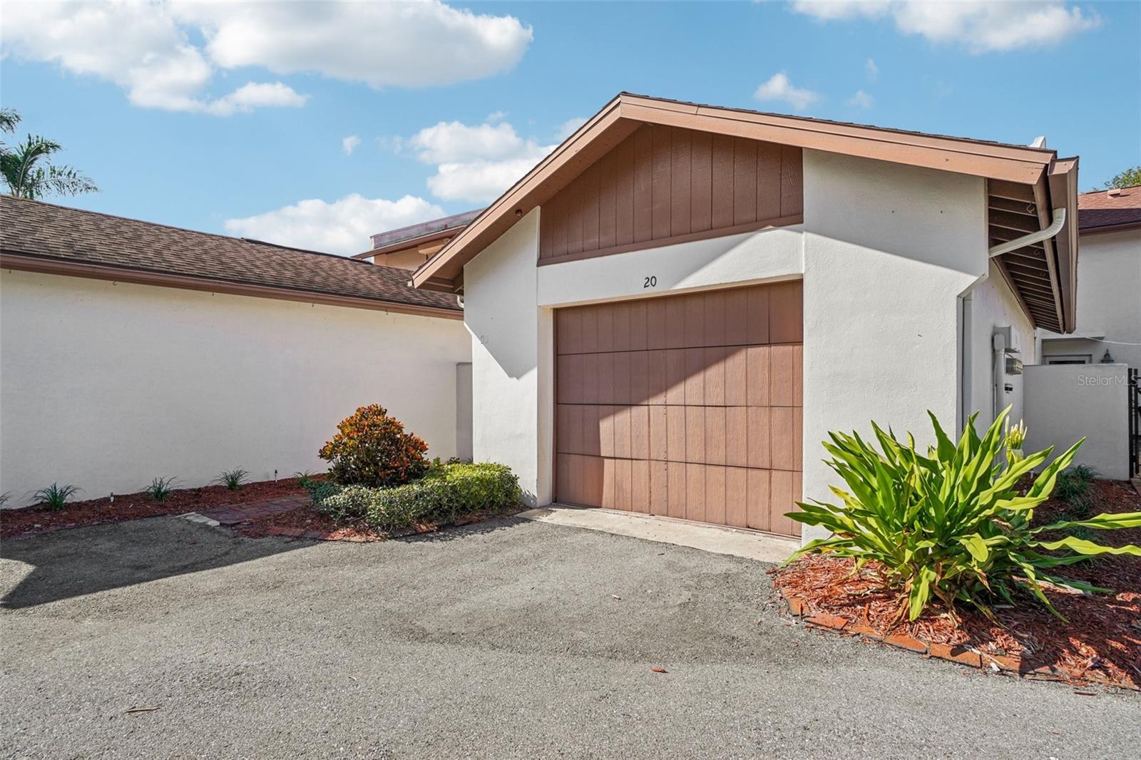 Image 11 of 41 For 7501 Cumberland Road 20