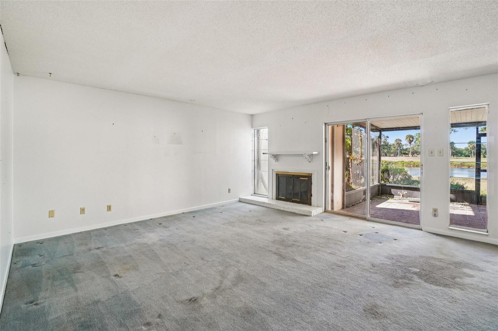 Image 15 of 41 For 7501 Cumberland Road 20