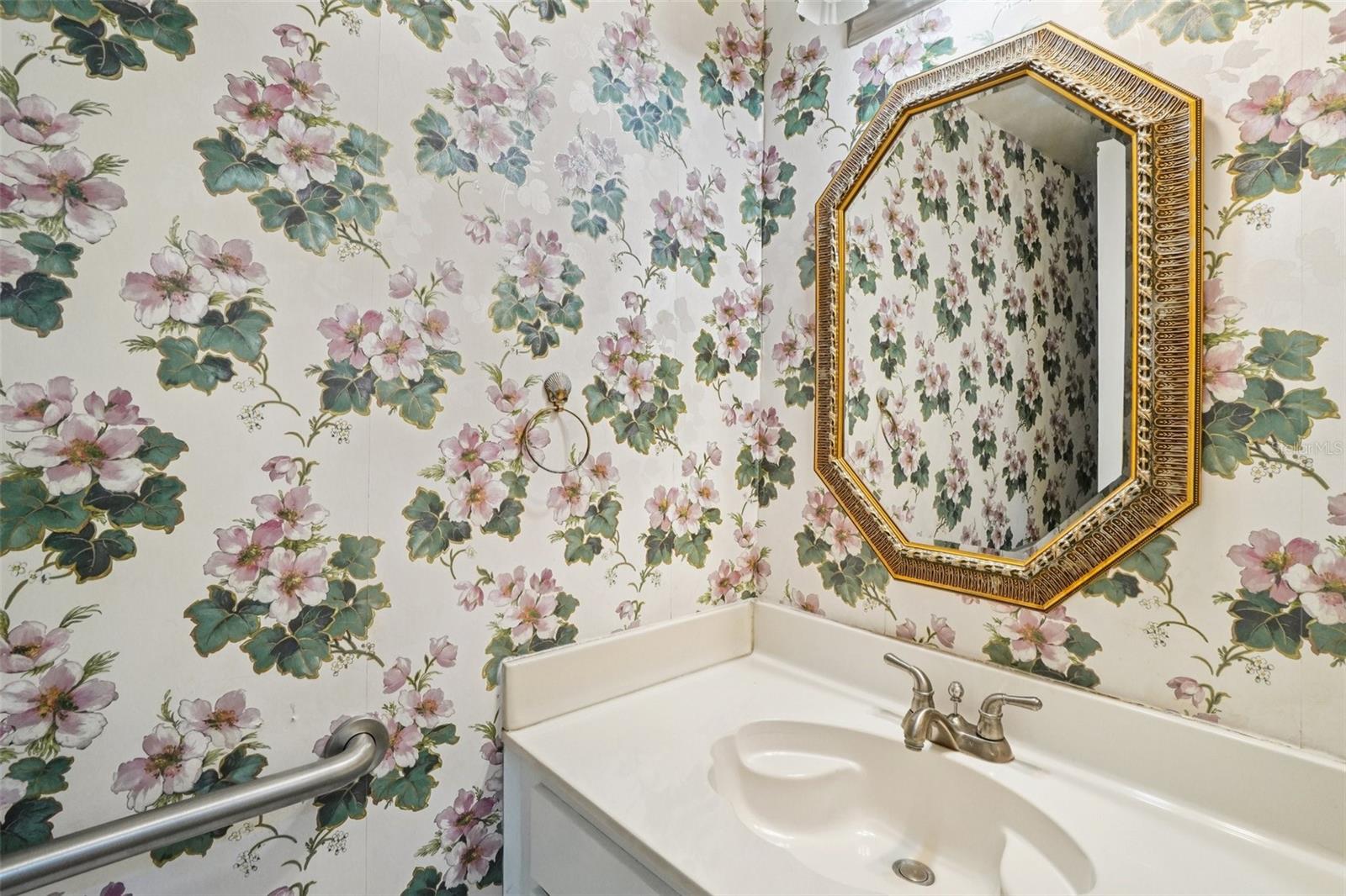 Image 28 of 41 For 7501 Cumberland Road 20