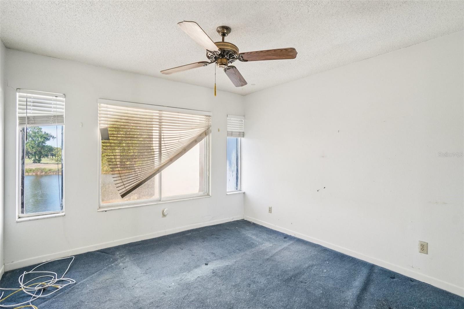 Image 30 of 41 For 7501 Cumberland Road 20