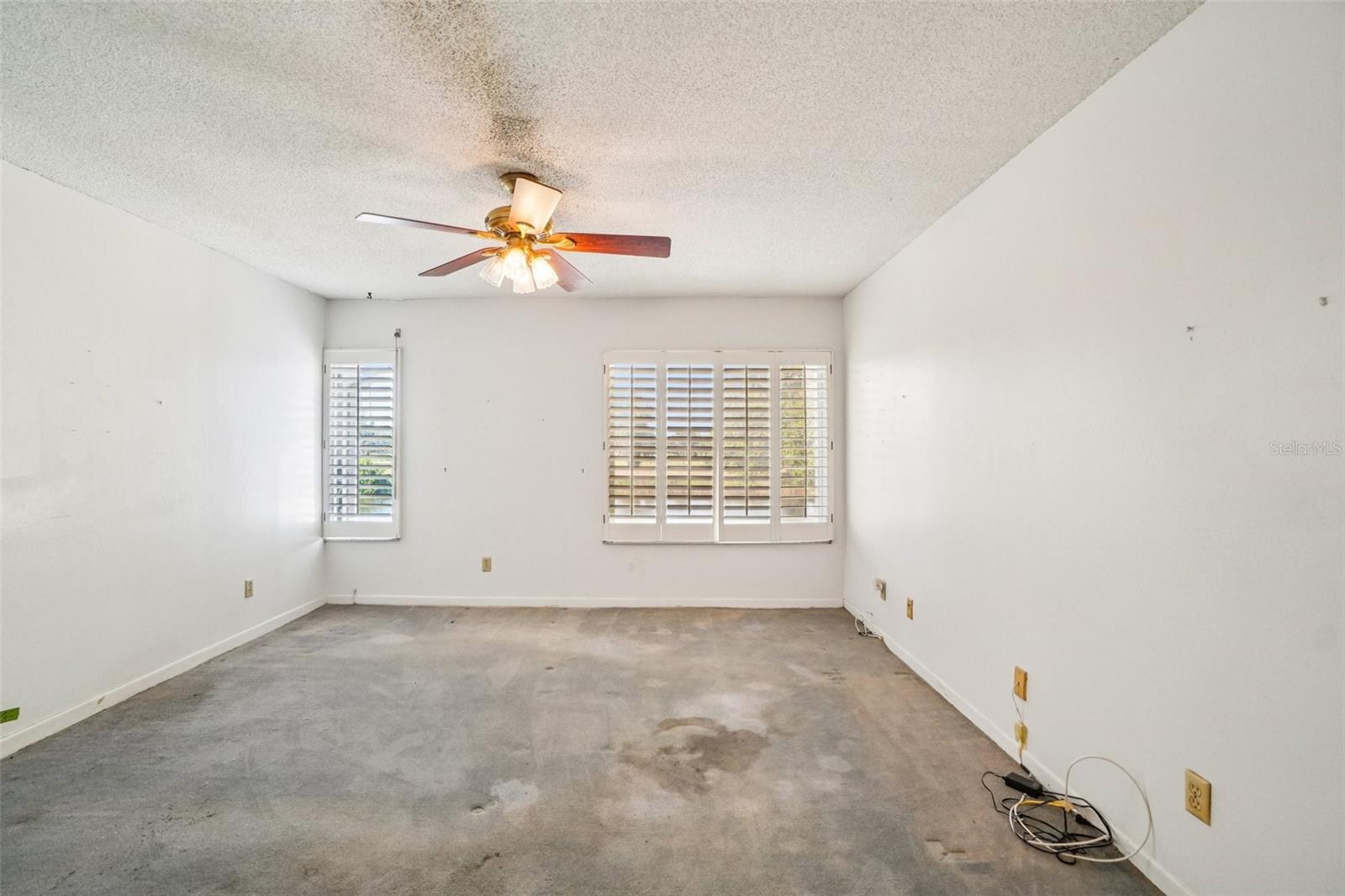 Image 35 of 41 For 7501 Cumberland Road 20