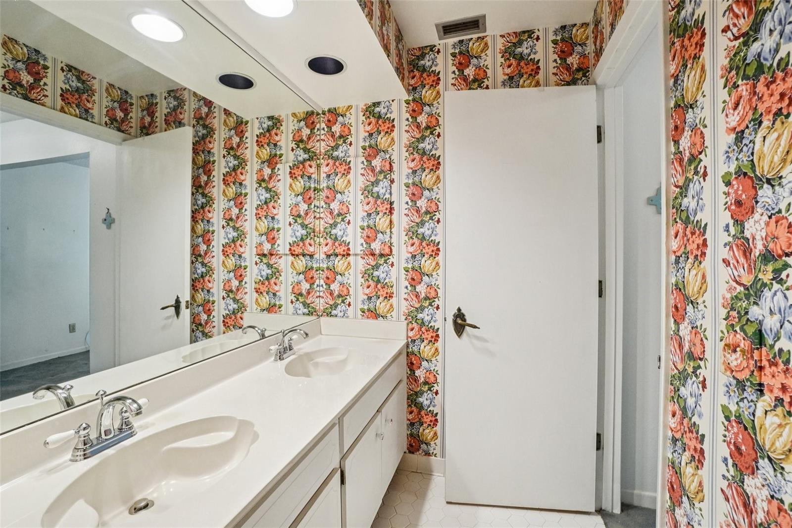 Image 38 of 41 For 7501 Cumberland Road 20