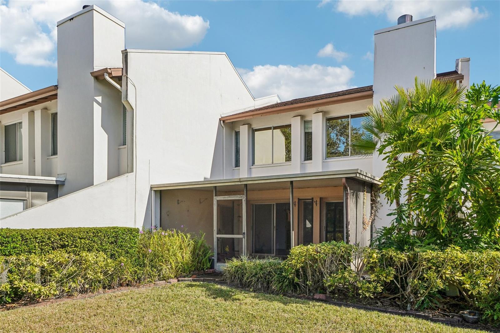 Image 5 of 41 For 7501 Cumberland Road 20