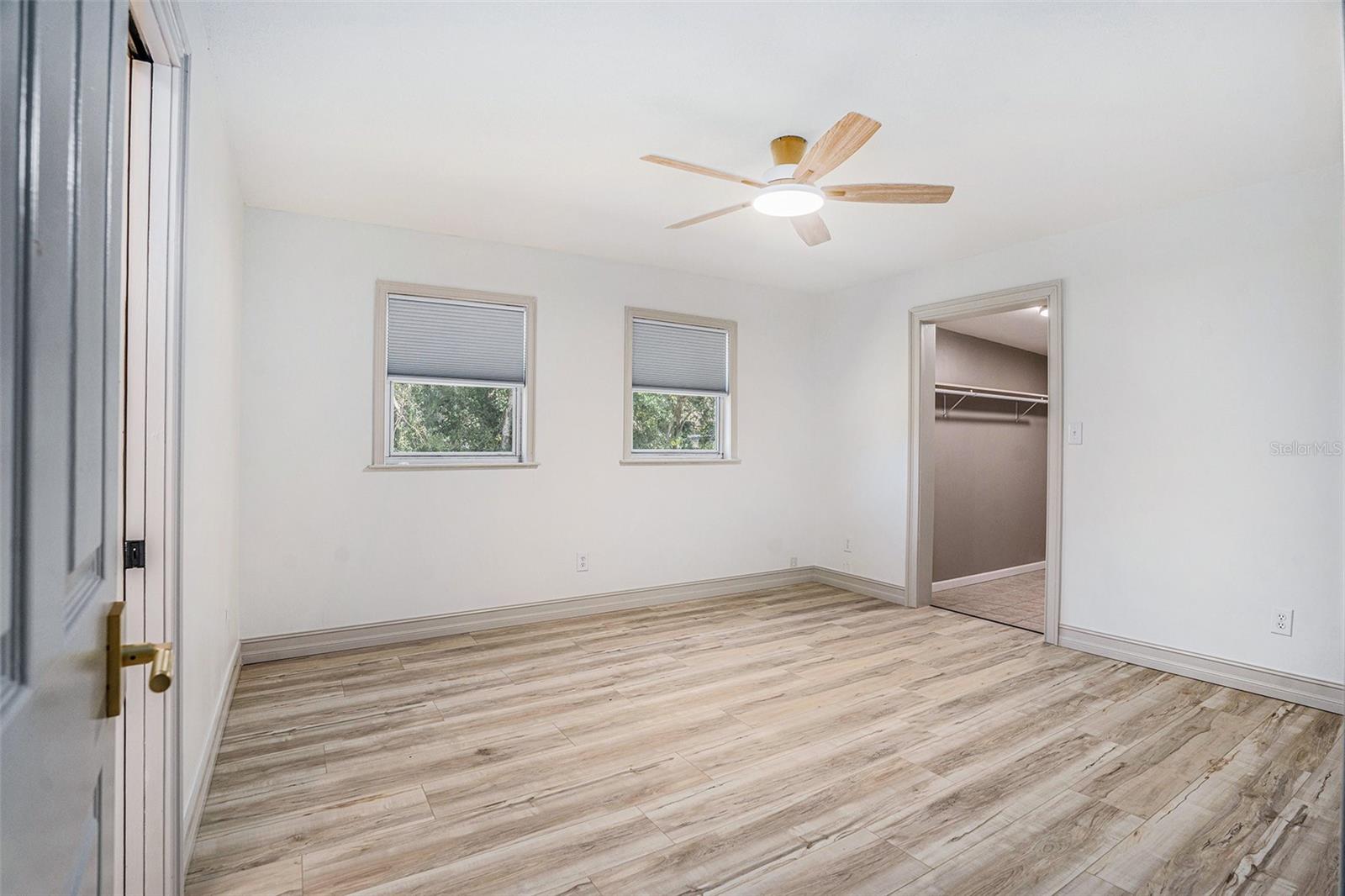 Image 14 of 26 For 403 Carolina Avenue