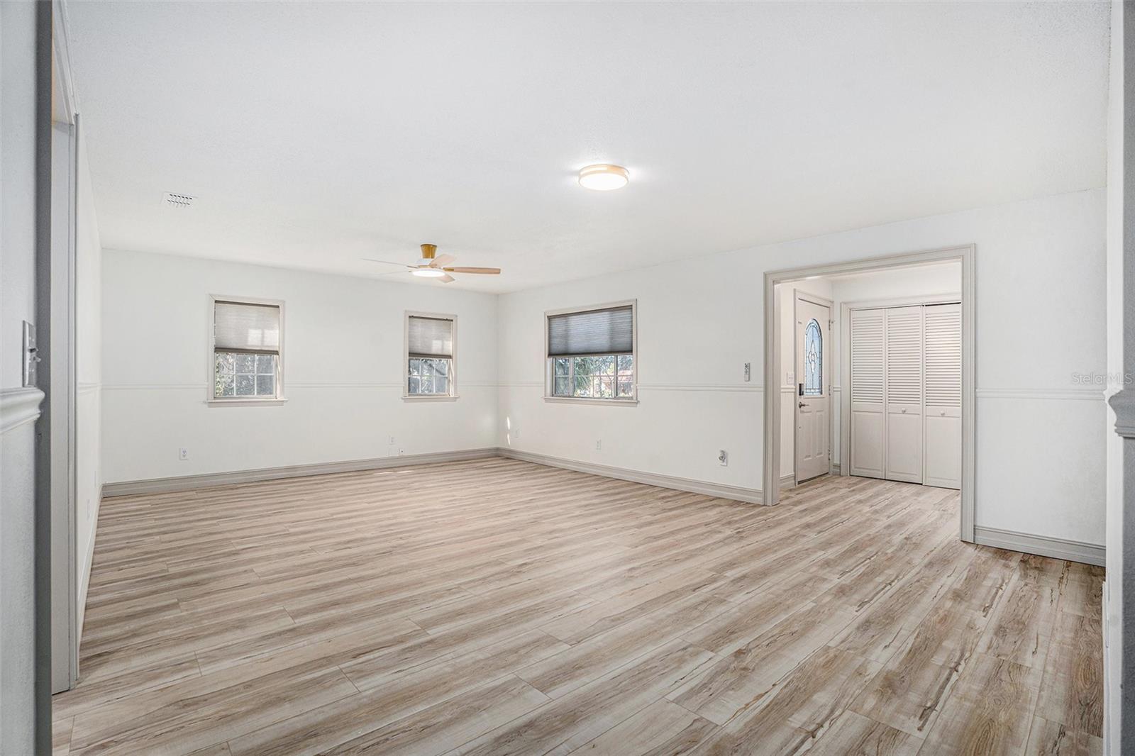 Image 5 of 26 For 403 Carolina Avenue