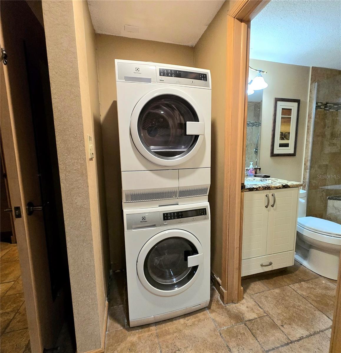 Image 21 of 25 For 36750 Us Highway 19 N 12-109