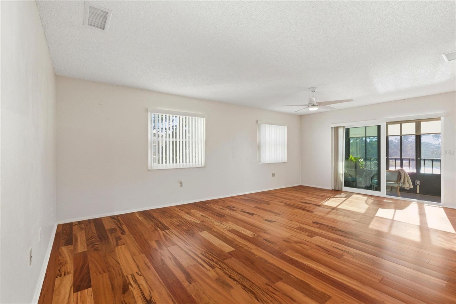 Image 14 of 64 For 6188 80th Street N 310