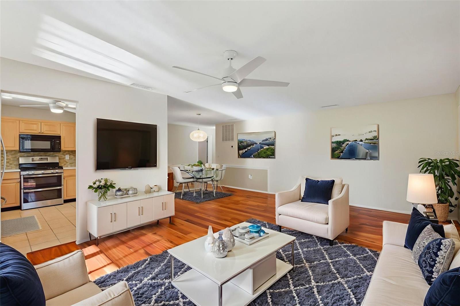 Image 3 of 64 For 6188 80th Street N 310