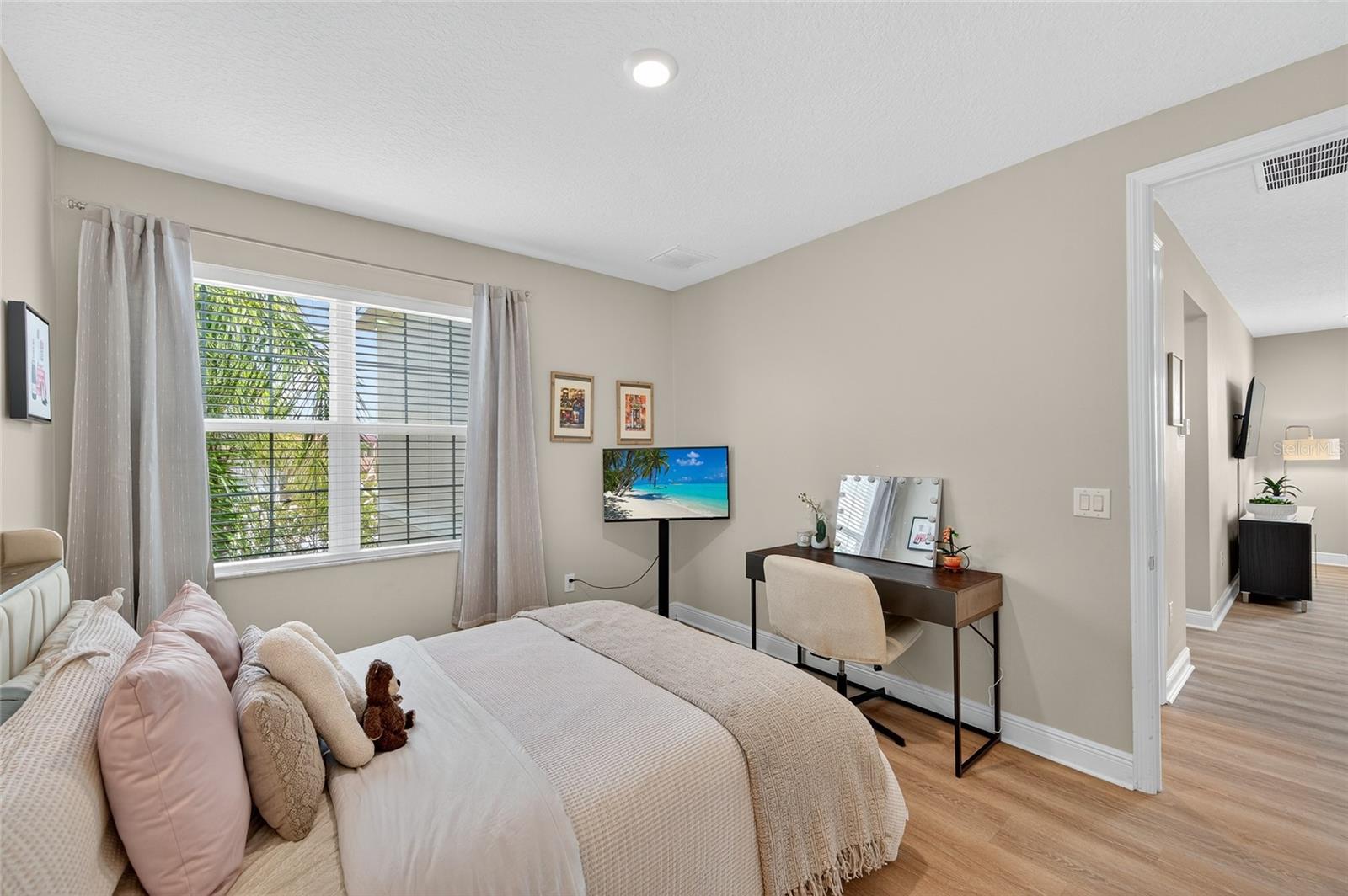 Image 21 of 45 For 2871 Tarragona Way