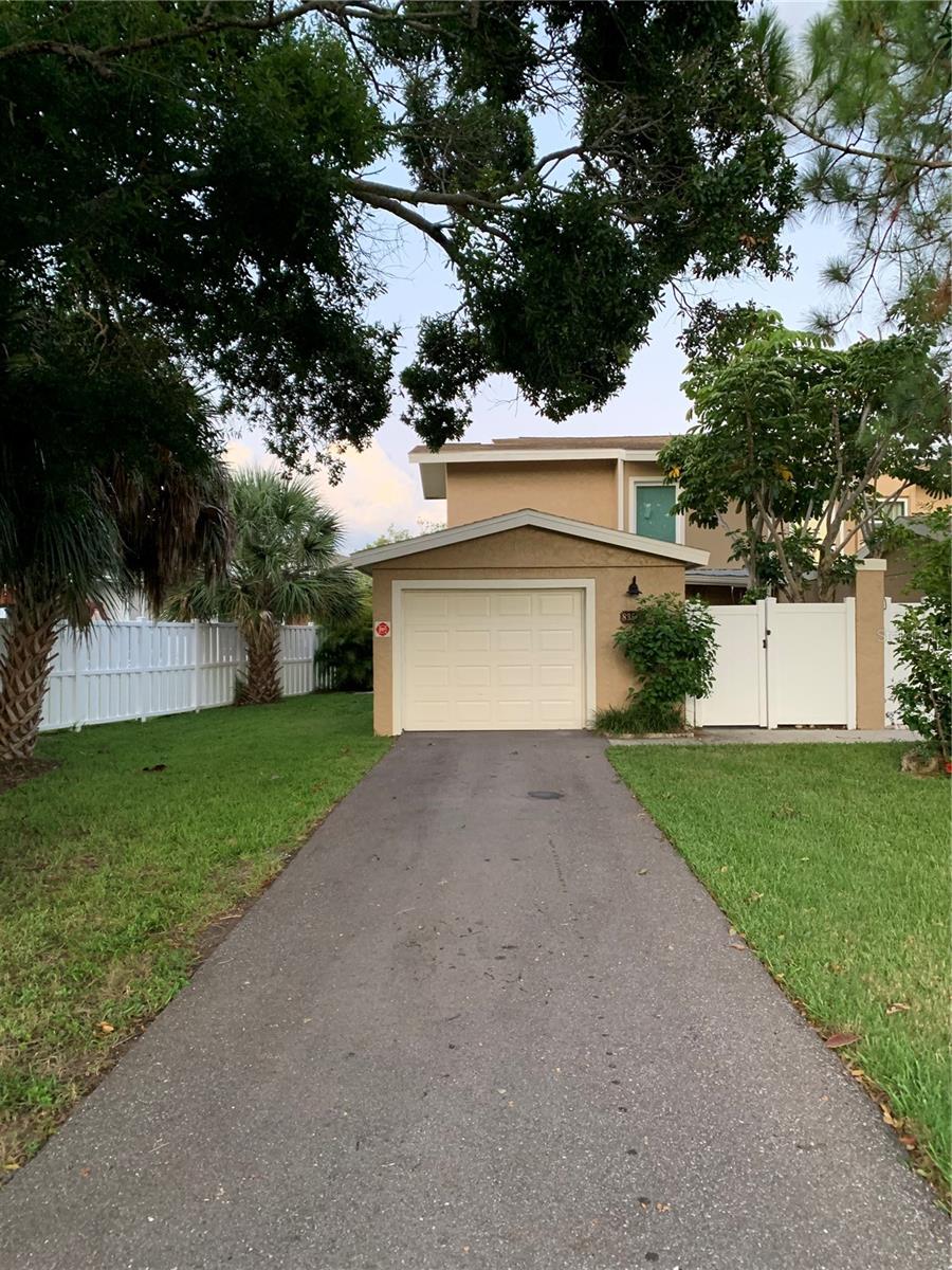 Image 21 of 44 For 835 Gulf Boulevard 101